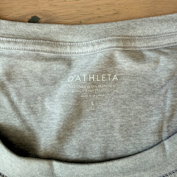 NWT | Athleta Uptempo Top | Norweigian Grey sz LG - Picture 6 of 7